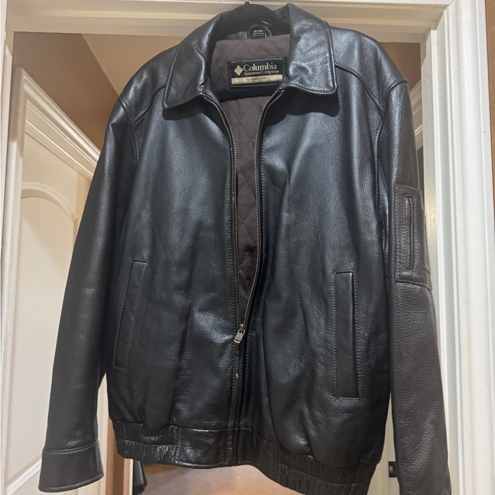 Columbia Men's Dark Brown Leather Bomber Jacket